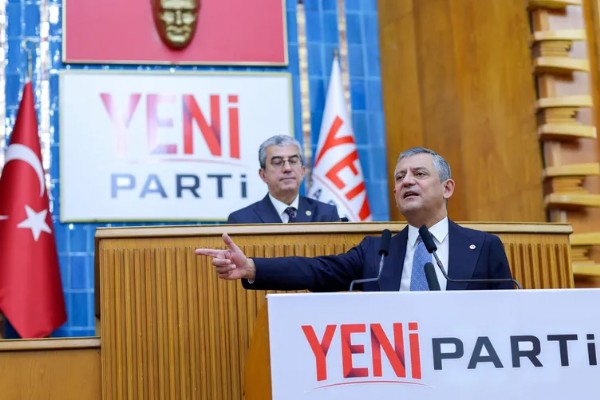 Özgür Özel Ve Ekibi Harekete Geçti! CHP’lilere Provokatif Kuşatma